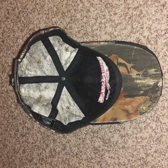 Peterbilt of Sioux Falls Mossy Oak Camo Distressed Snap-on Hat Cap - Picture 9 of 11